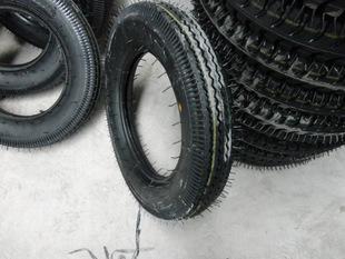 厂家大量生产销售650-15水曲花纹农用轮胎